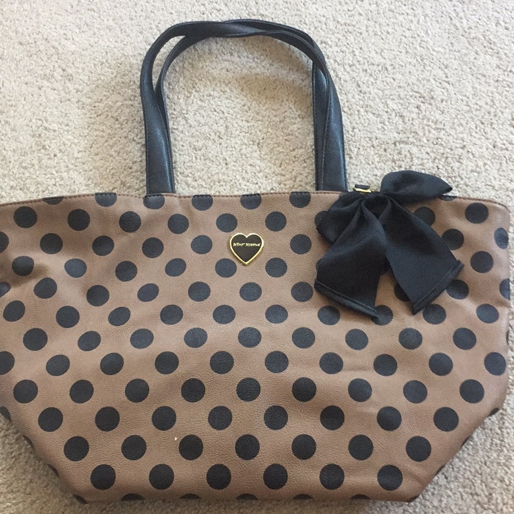 Bessey Johnson Purse